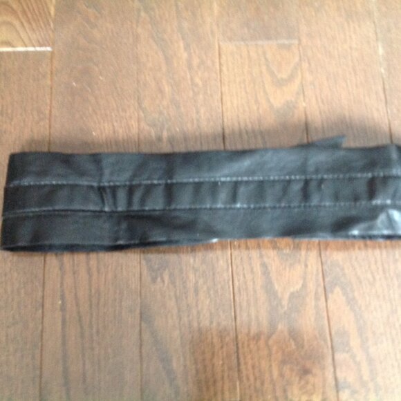 COPY - Chunky Style Belts Bundle 1xBlack Pleather 1x Leopard - Picture 2 of 4